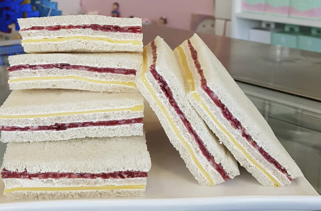 Triple de salame y queso (1) (1)