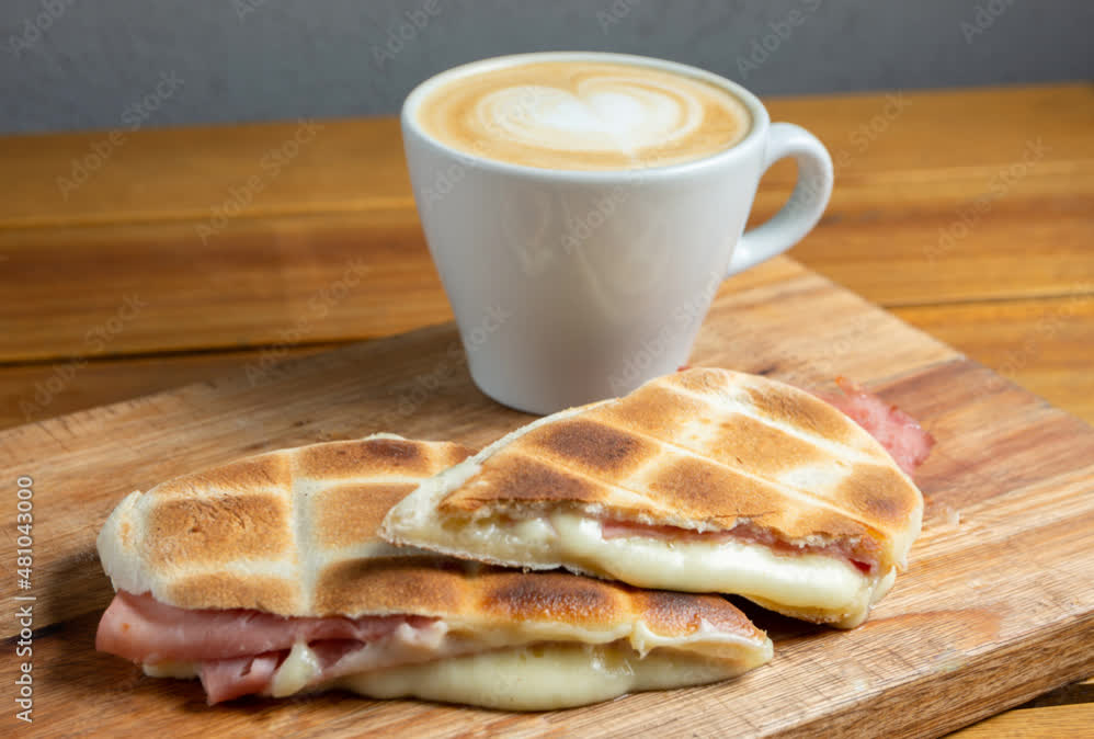 café jarrito + tostado de miga (1)